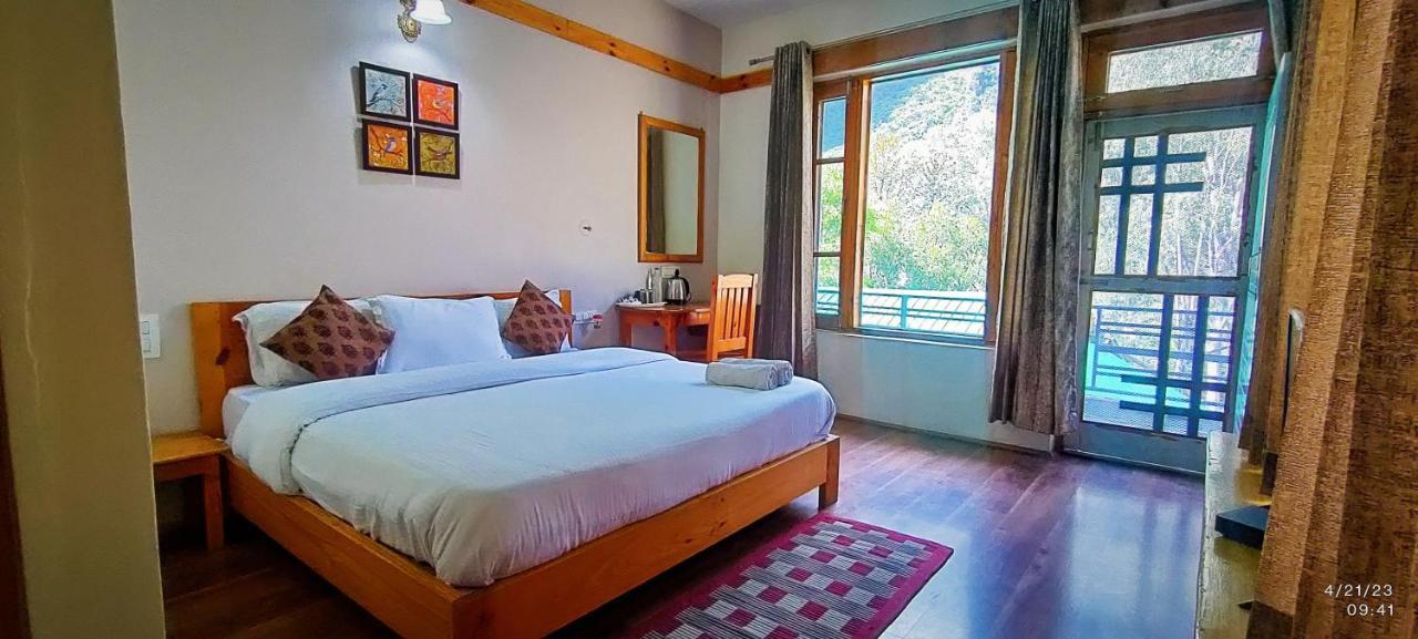 Tirthan Grand Riverside Banjar Bagian luar foto
