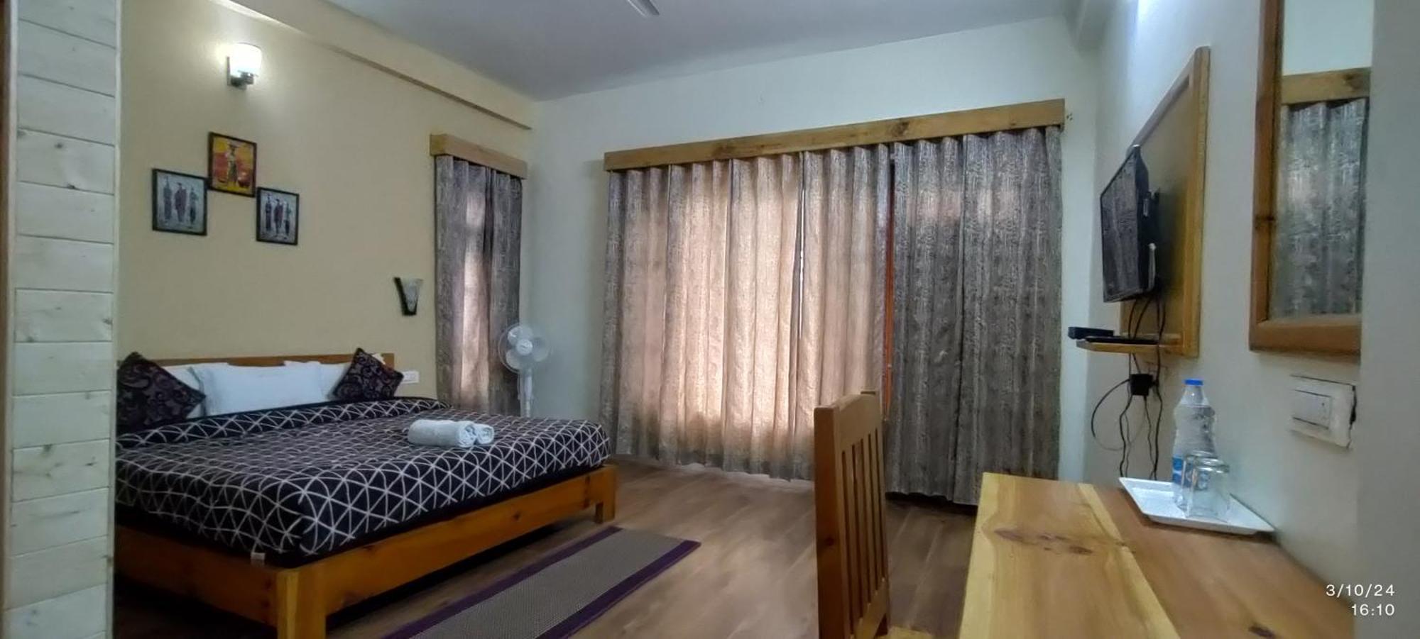 Tirthan Grand Riverside Banjar Bagian luar foto