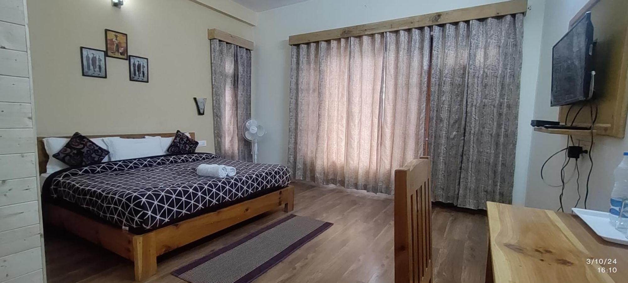 Tirthan Grand Riverside Banjar Bagian luar foto