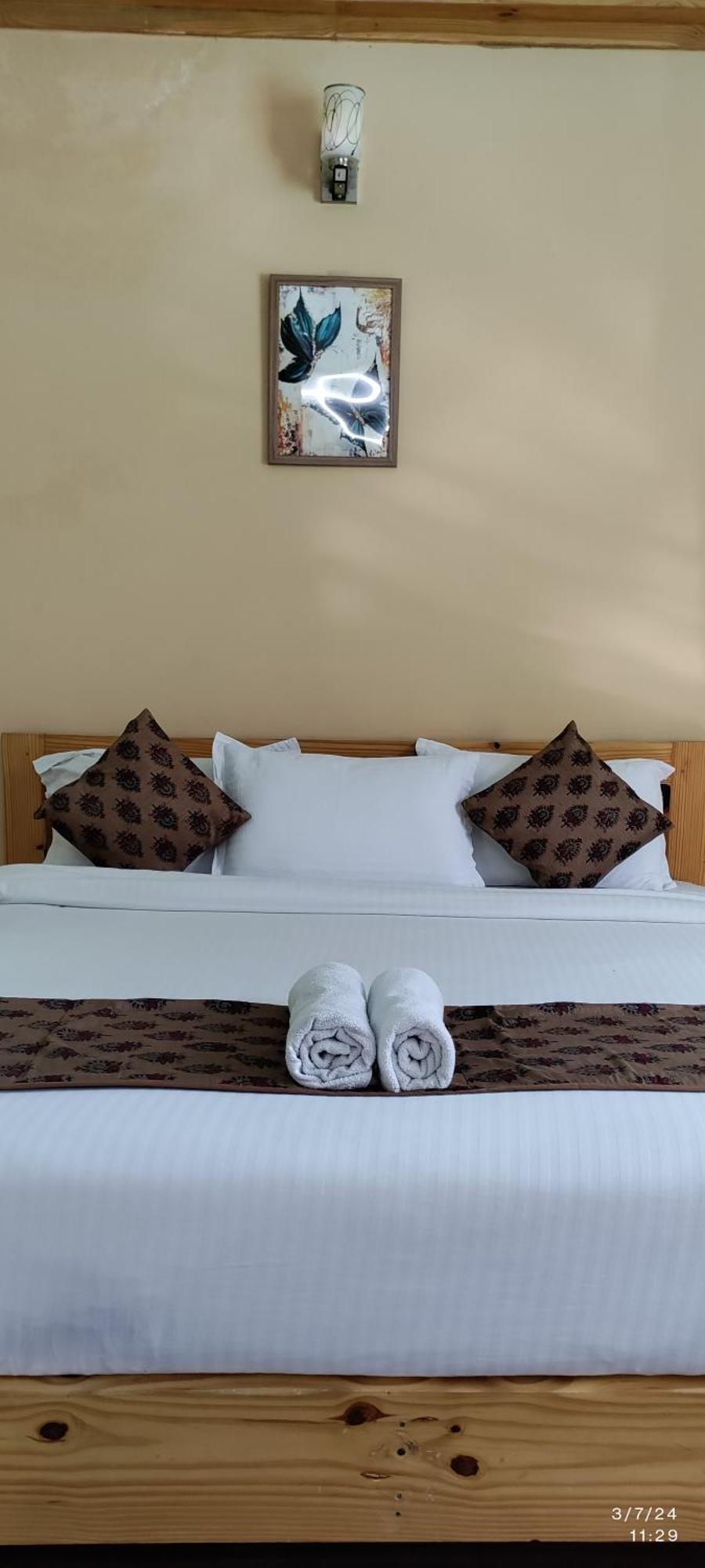 Tirthan Grand Riverside Banjar Bagian luar foto
